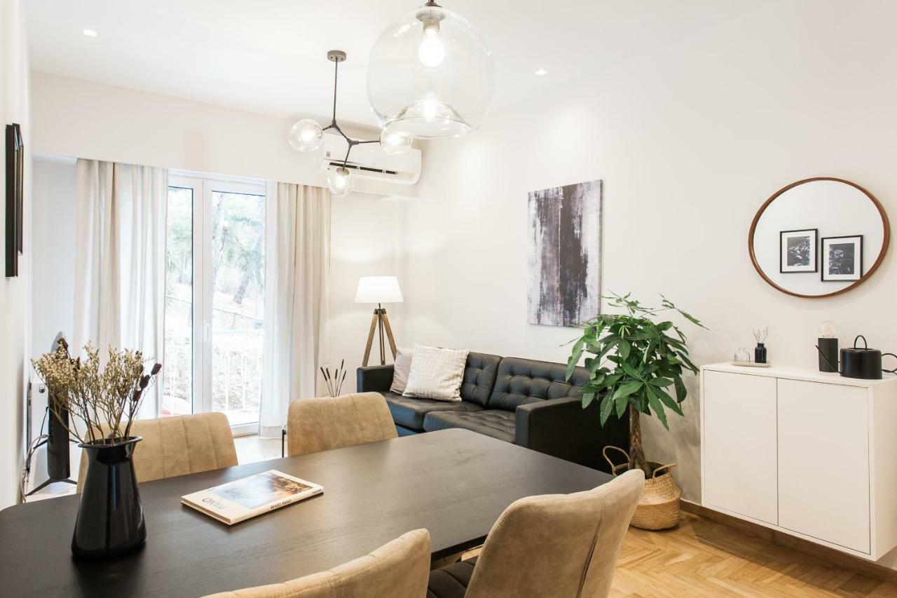 Peaceful 2Bd Apartment In Kolonaki By Upstreet Афины Экстерьер фото